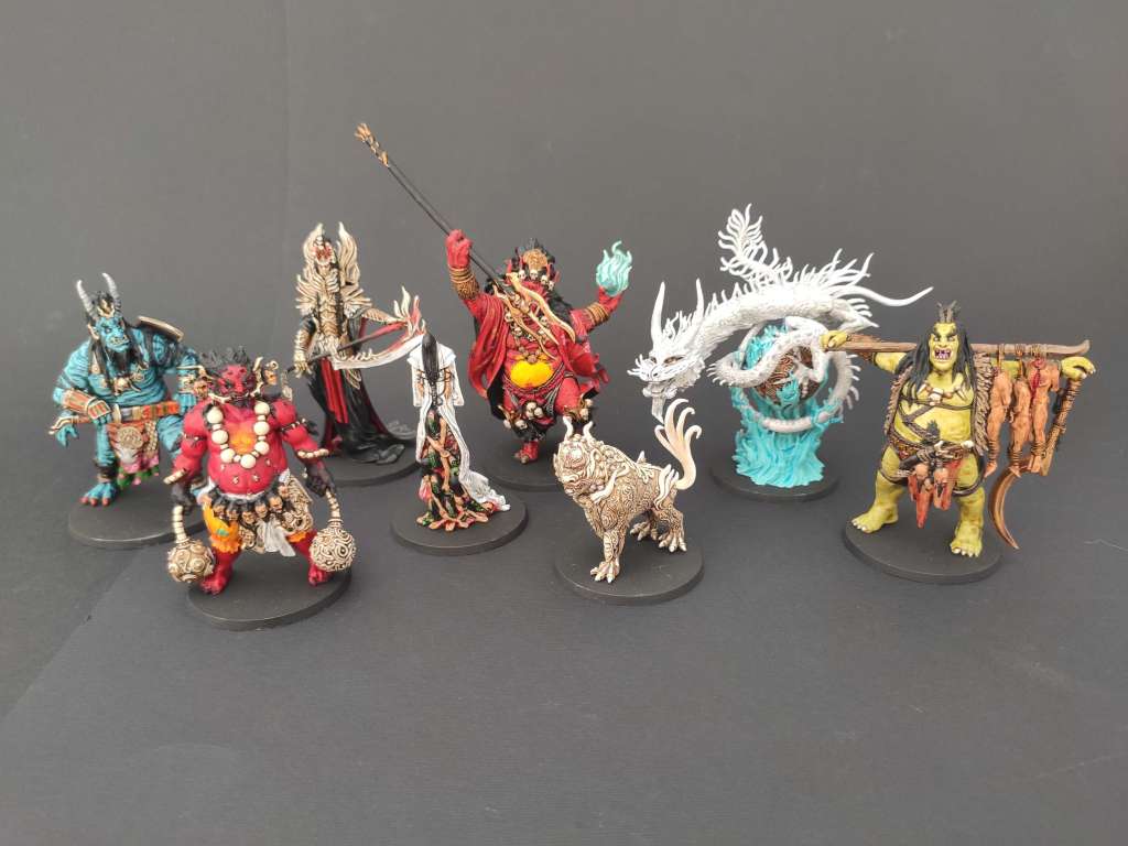 Galerie de photos des figurines du jeu de société Rising Sun