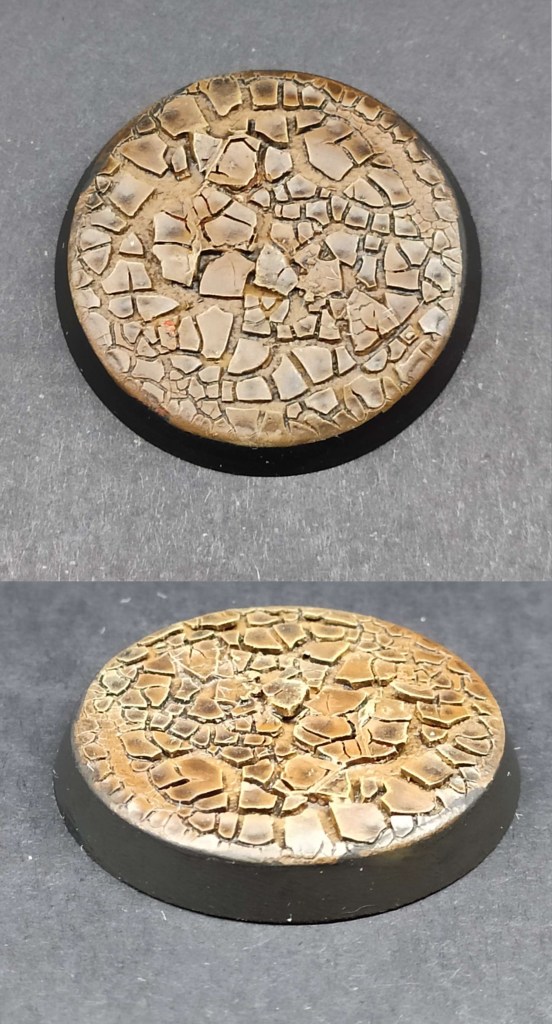 Soclage et socles Terre craquelée marron