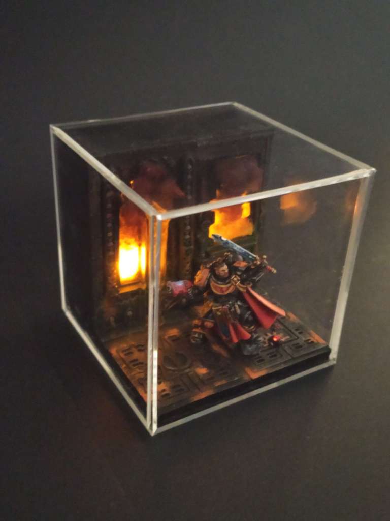 Galerie de photos d'un Cube Personnage d'un capitaine Space Marines, conçu et peint par Clarius Painting, Service de Peinture de figurines