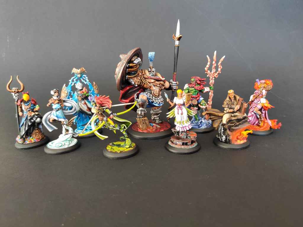 Galerie de photos des figurines du jeu de société Hybris Disordered Cosmos